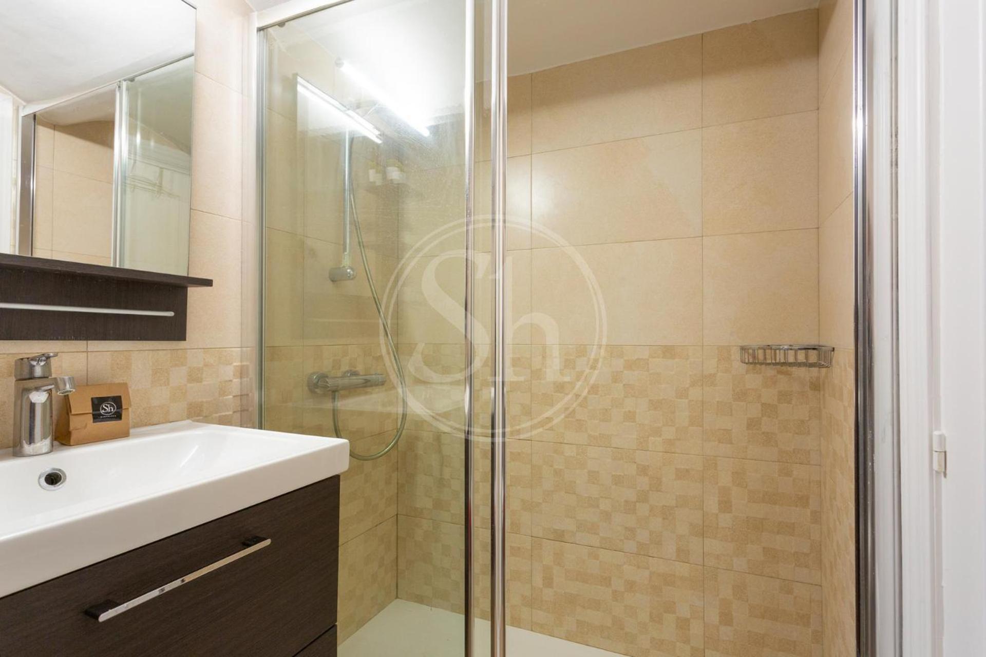 Practico Apartamento Cerca De Estacion De Sants Barcelona Zewnętrze zdjęcie